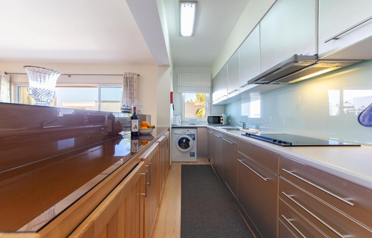A23 - Marina Palm View Apartment ラゴス エクステリア 写真